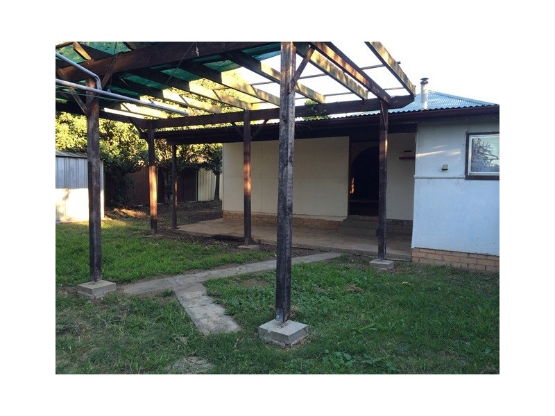 39 Raymond Street, Blacktown NSW 2148