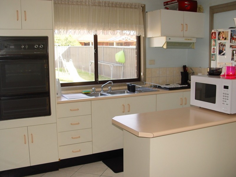 86 Buckwell Drive, Hassall Grove NSW 2761