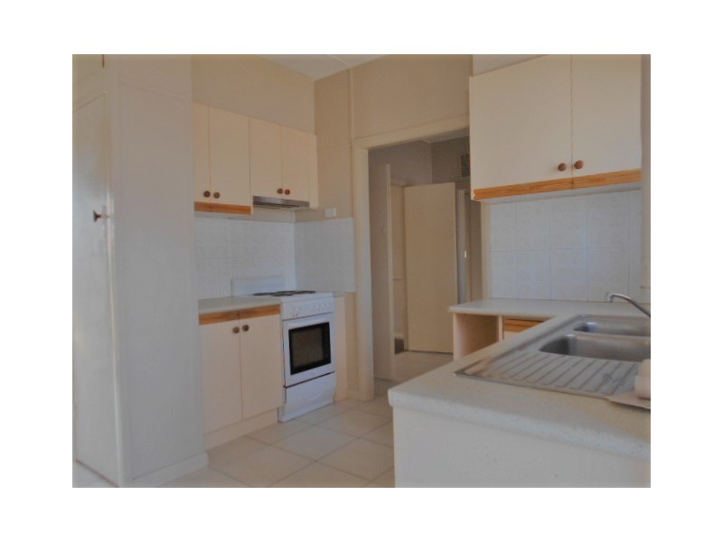 6 Olive Street, Seven Hills NSW 2147