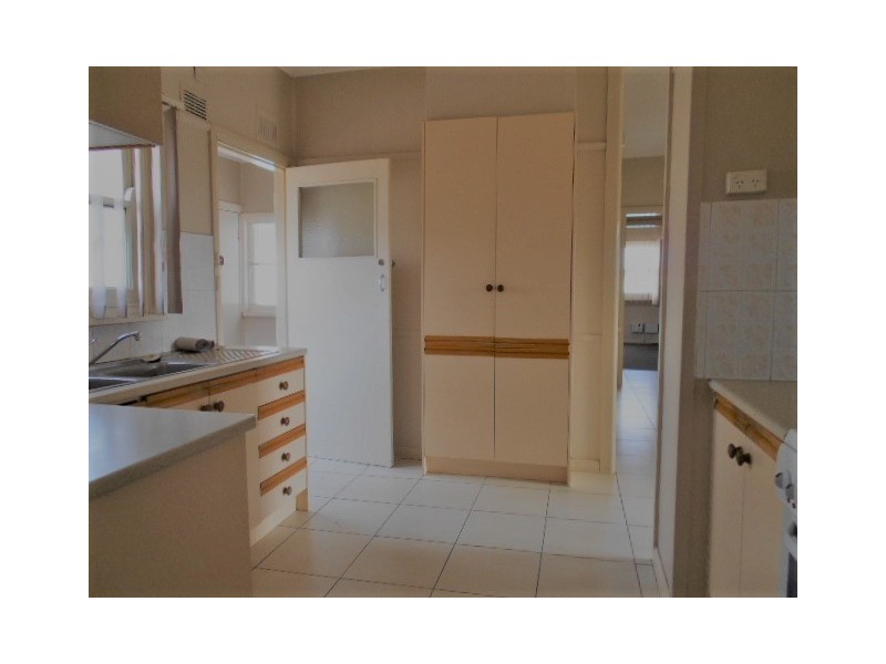 6 Olive Street, Seven Hills NSW 2147