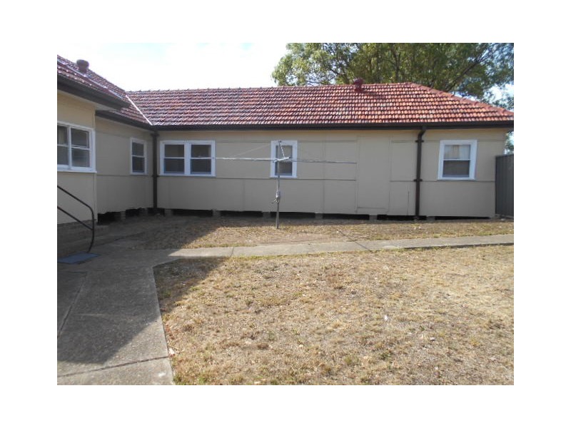 6 Olive Street, Seven Hills NSW 2147