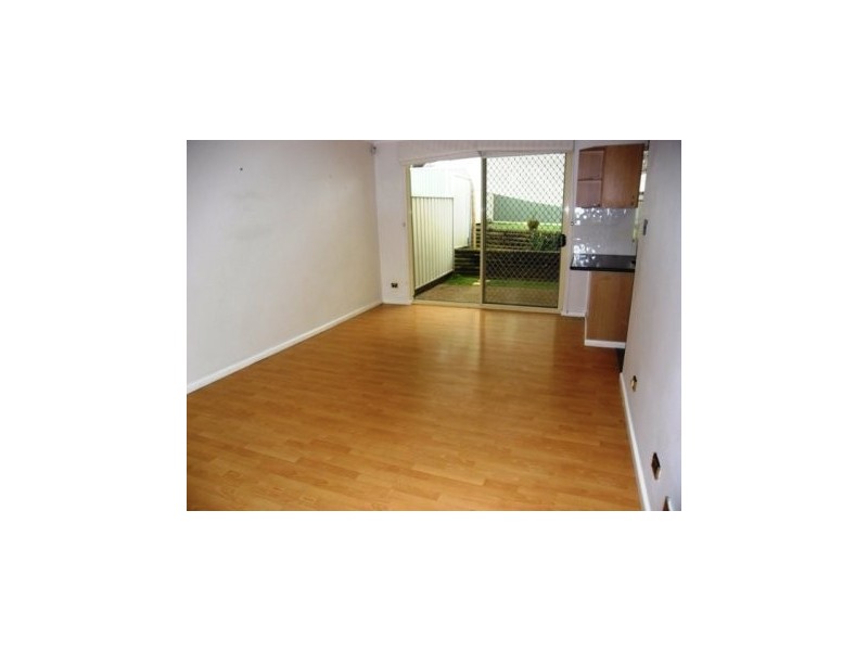 8/5 Tenby Street, Blacktown NSW 2148