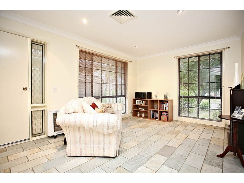 5 Scotney Pl, Quakers Hill NSW 2763