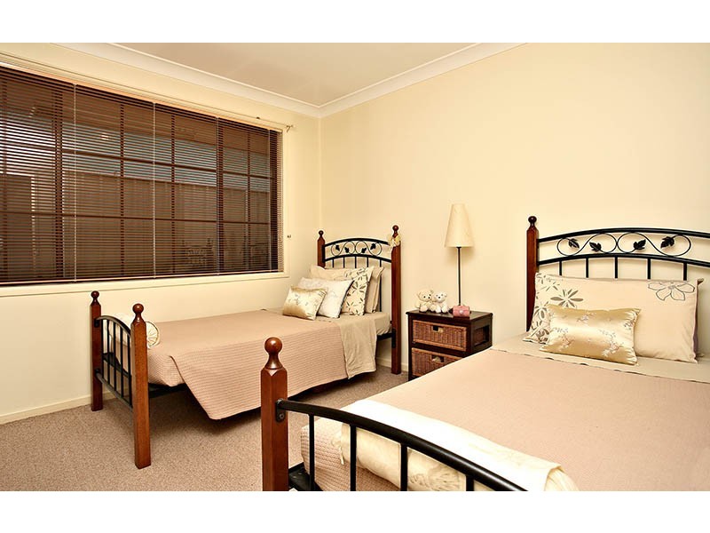 5 Scotney Pl, Quakers Hill NSW 2763