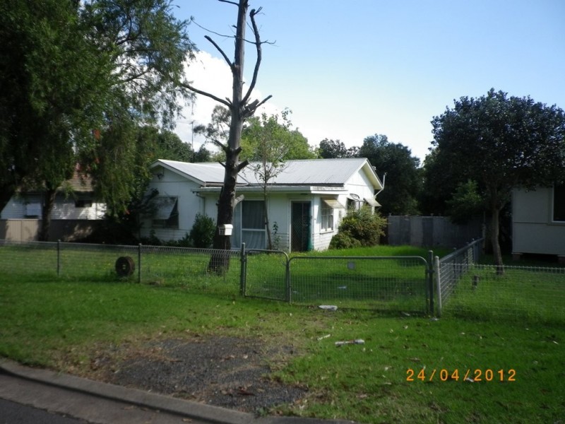 27 Regent St, Riverstone NSW 2765