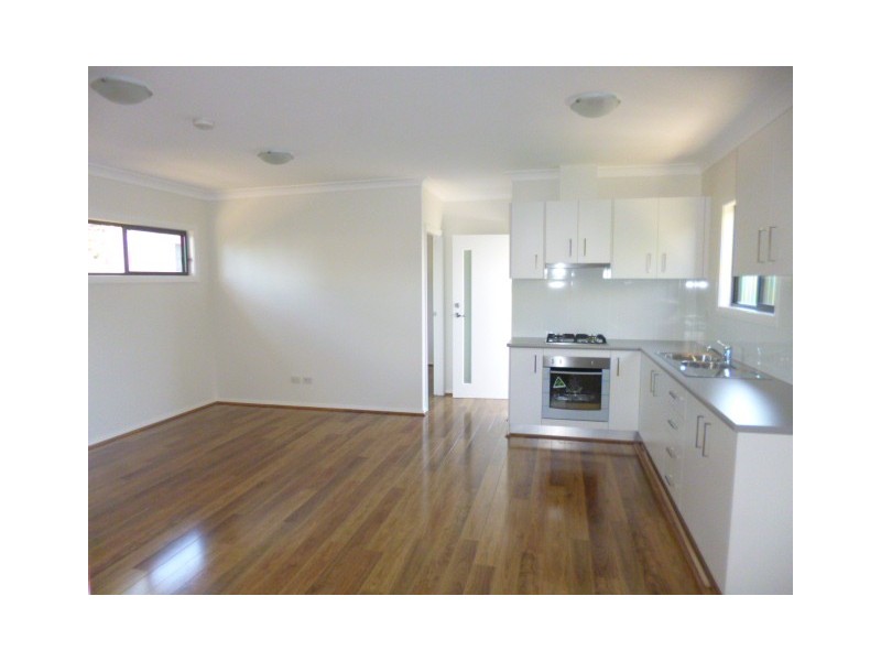 11a Dan Avenue, Blacktown NSW 2148