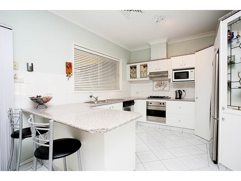 9 Hollydale Place, Prospect NSW 2148