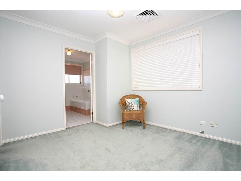 9 Hollydale Place, Prospect NSW 2148