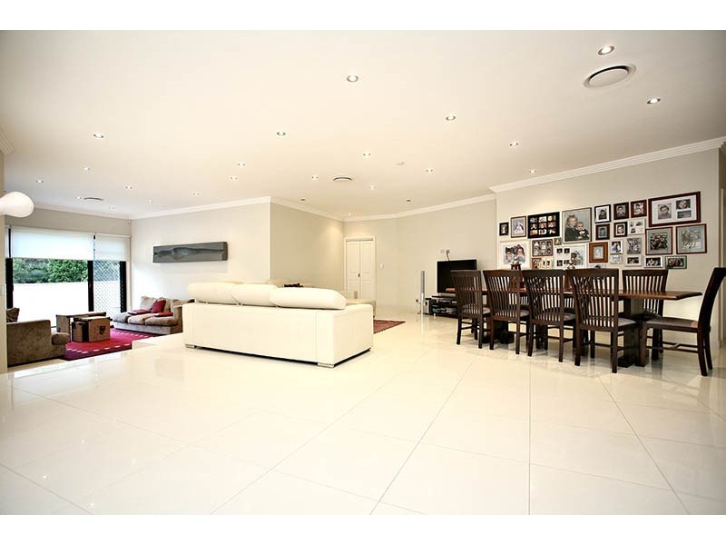 17 Booth Street, Westmead NSW 2145