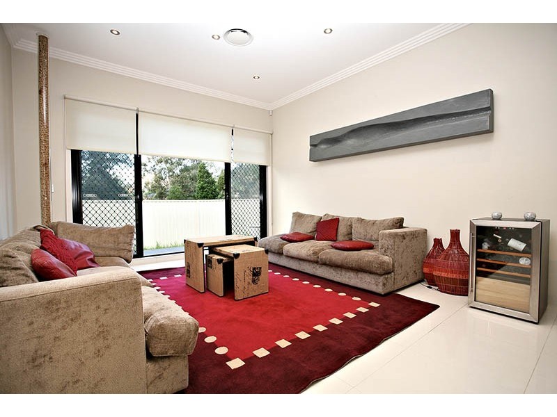 17 Booth Street, Westmead NSW 2145