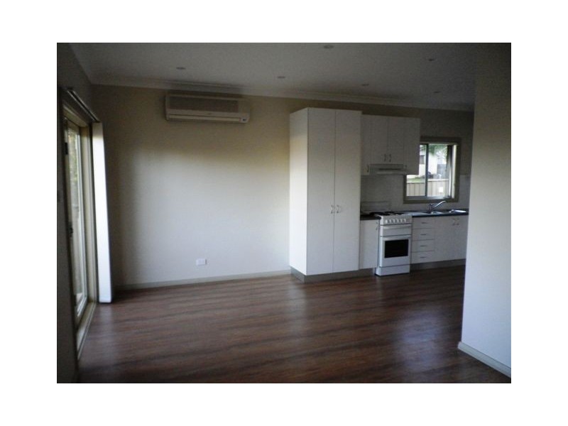 42a Windermere Avenue, Cambridge Park NSW 2747