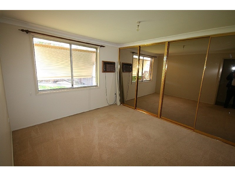 32 ROBINSON ST, Riverstone NSW 2765