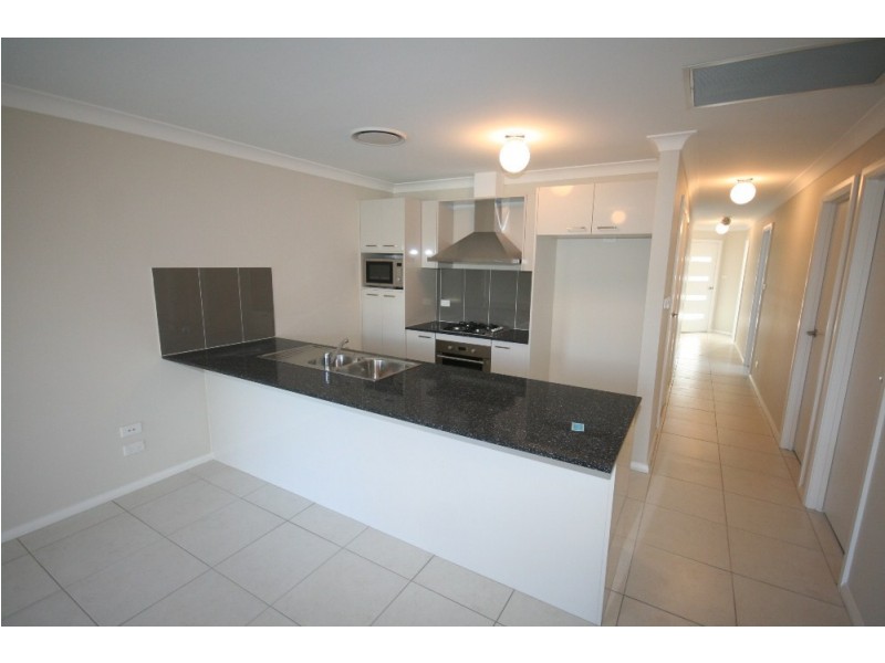 19 Daylesford Close, Ropes Crossing NSW 2760