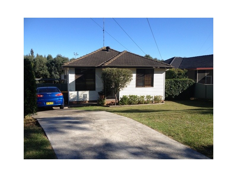 32 Pineleigh Road, Seven Hills NSW 2147