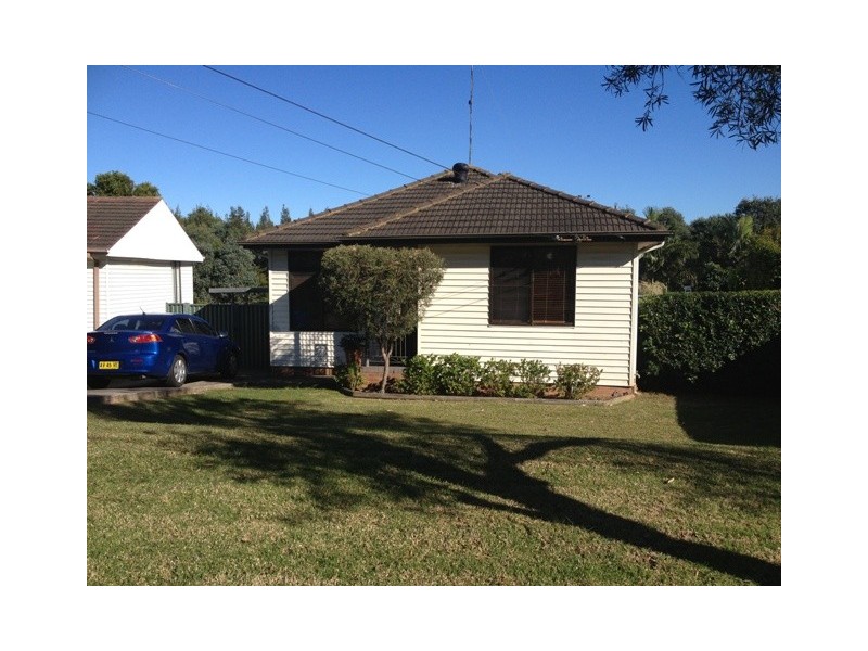 32 Pineleigh Road, Seven Hills NSW 2147