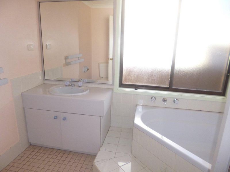 38a Quakers Road, Marayong NSW 2148