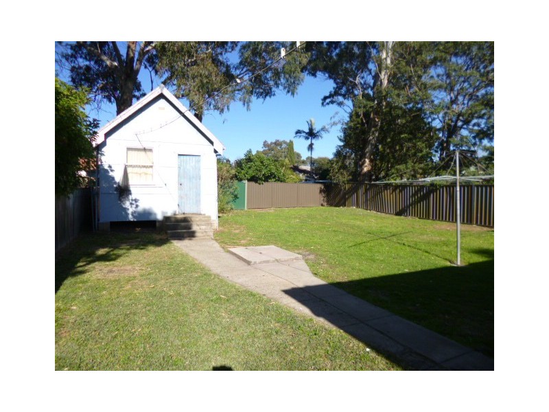 42 Stephen Street, Blacktown NSW 2148