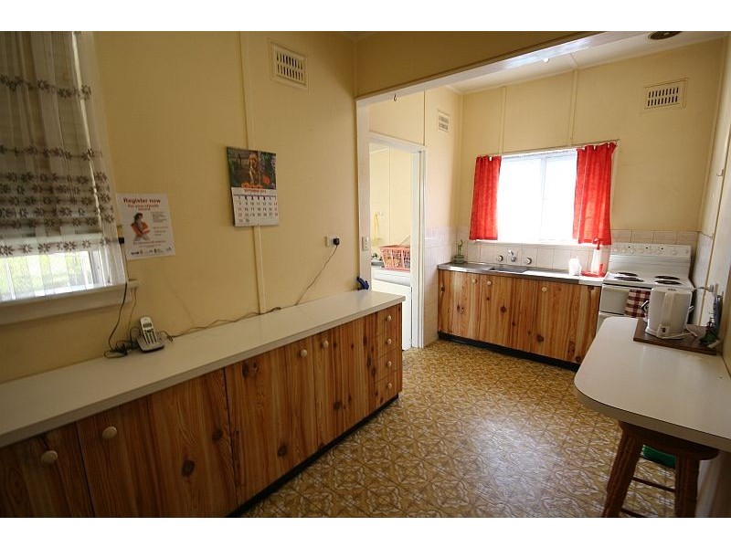 19 ALLEN RD, Blacktown NSW 2148