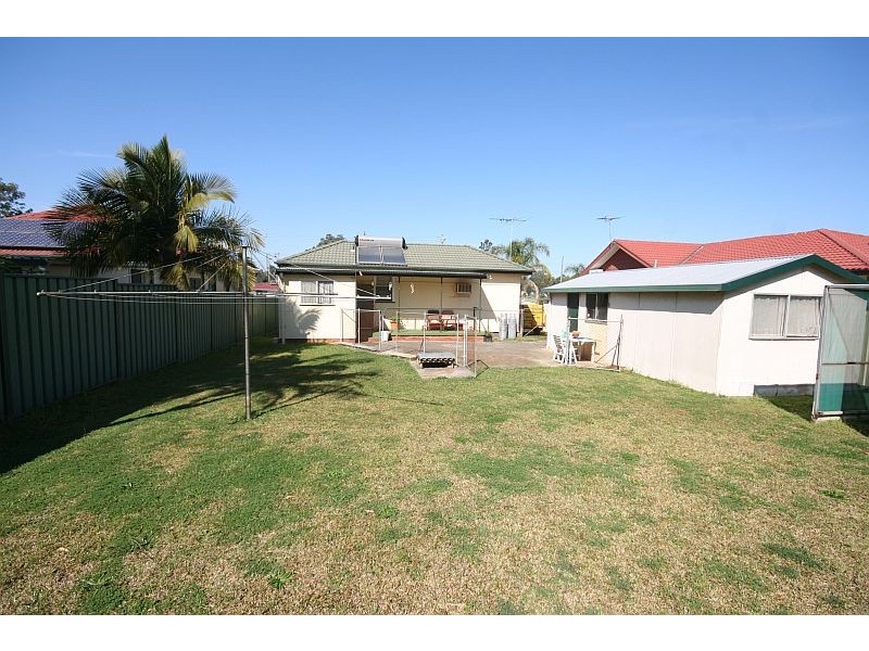 19 ALLEN RD, Blacktown NSW 2148