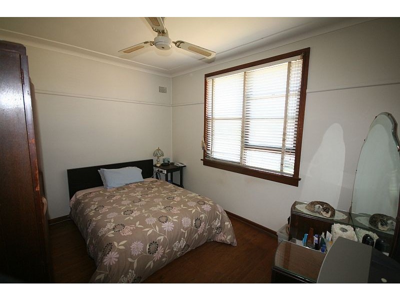 19 ALLEN RD, Blacktown NSW 2148