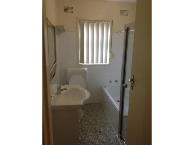 92 Lucretia Rd,, Seven Hills NSW 2147