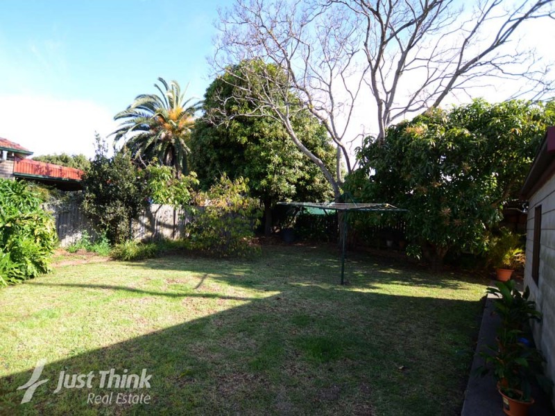 24 Henry, Ashfield NSW 2131