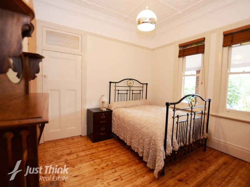 24 Henry, Ashfield NSW 2131