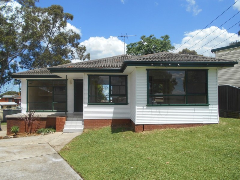 35 Highlands Crescent, Blacktown NSW 2148