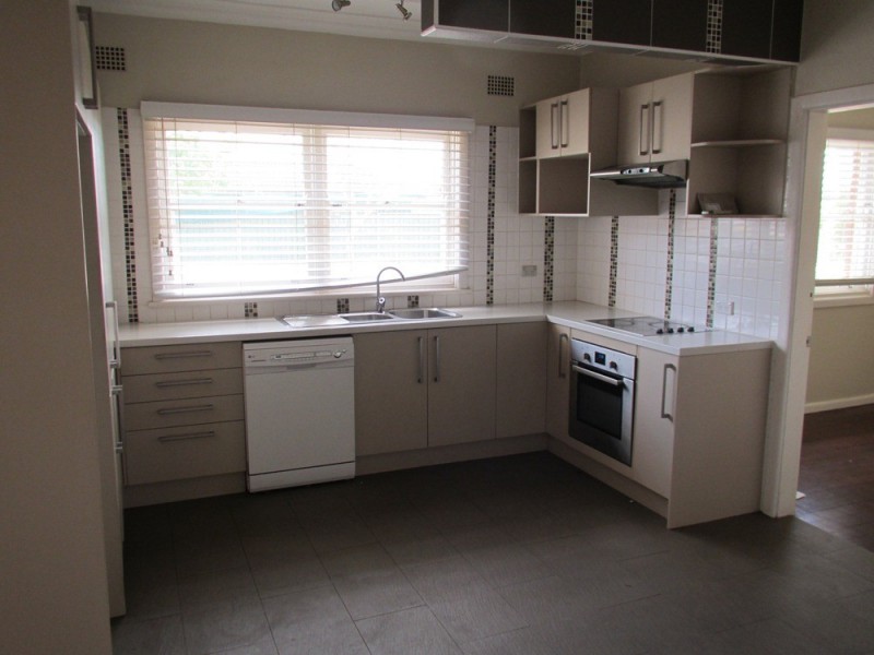 95 Walters Road, Blacktown NSW 2148