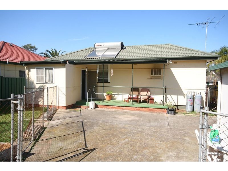 19 Allen Road, Blacktown NSW 2148