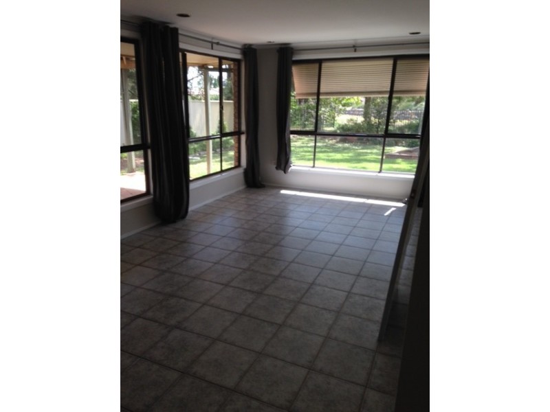 8 Caird Place, Seven Hills NSW 2147