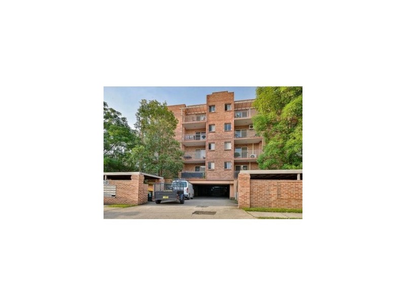 24/25-27 Fourth Avenue, Blacktown NSW 2148