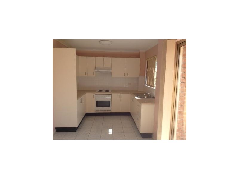24/25-27 Fourth Avenue, Blacktown NSW 2148