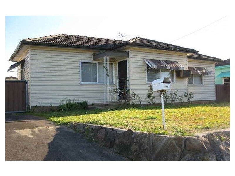 128 Richmond Road, Blacktown NSW 2148