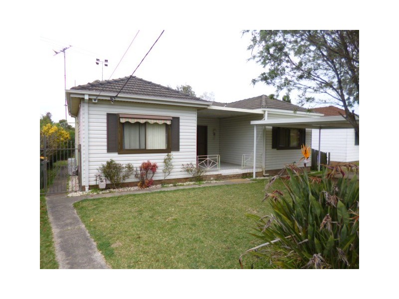 11 Dan Avenue, Blacktown NSW 2148