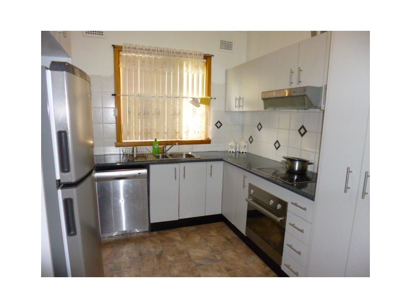 11 Dan Avenue, Blacktown NSW 2148