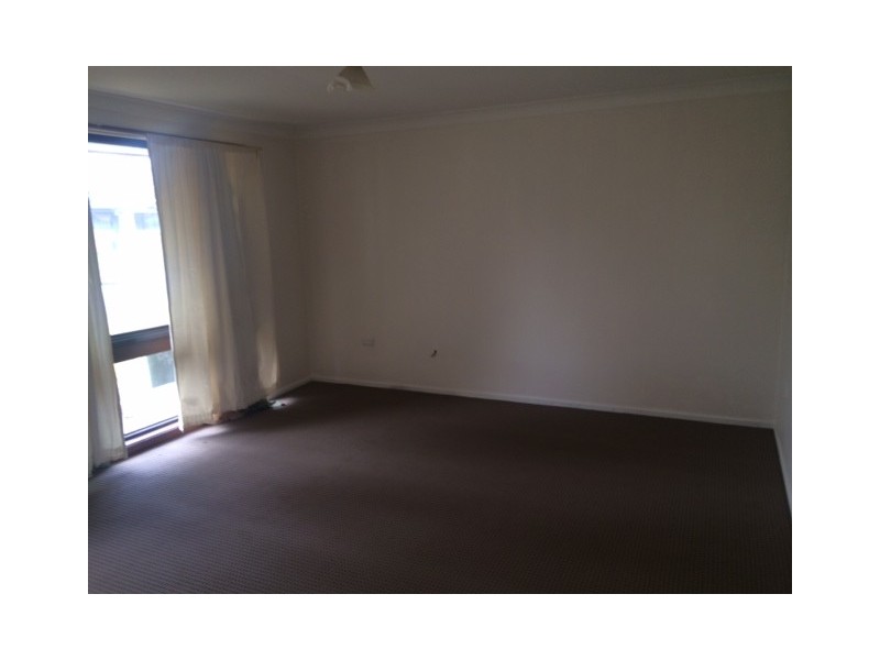 24 Fucshia Crescent, Quakers Hill NSW 2763