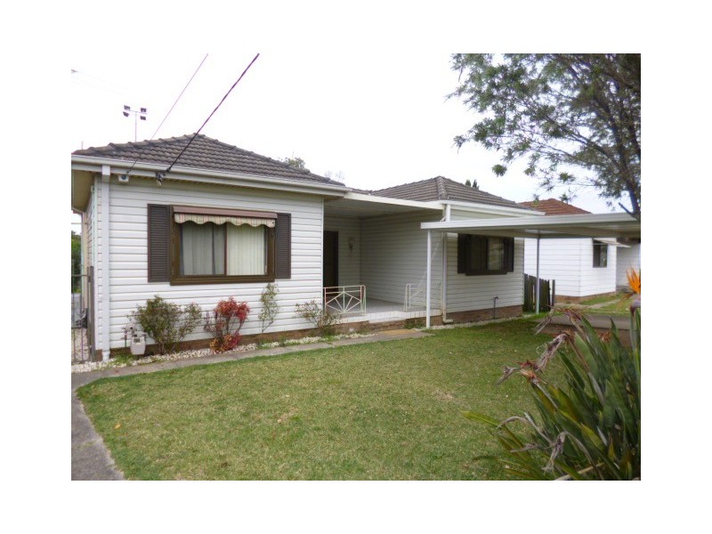 11 Dan Avenue, Blacktown NSW 2148