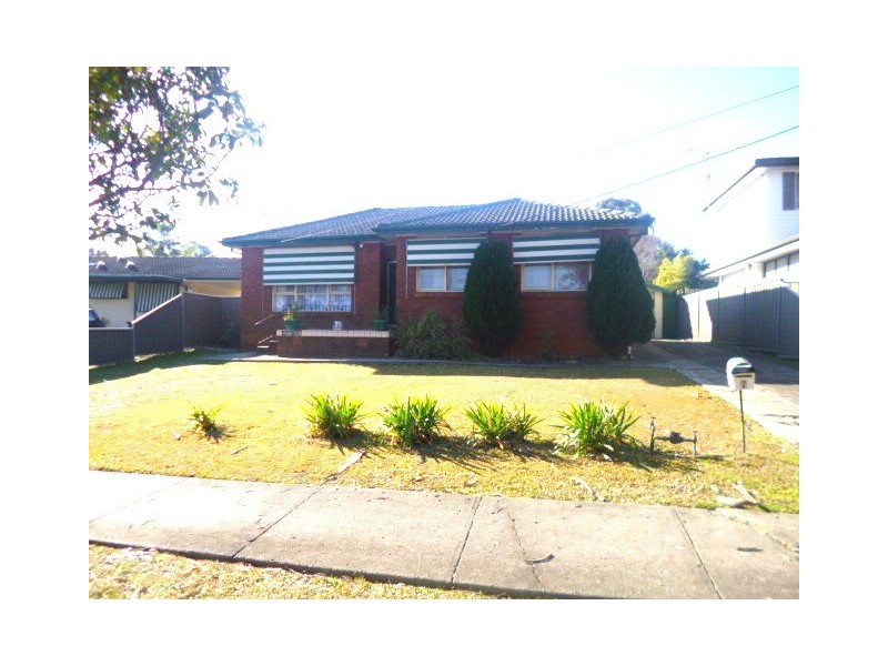 7 Sunda Avenue, Whalan NSW 2770