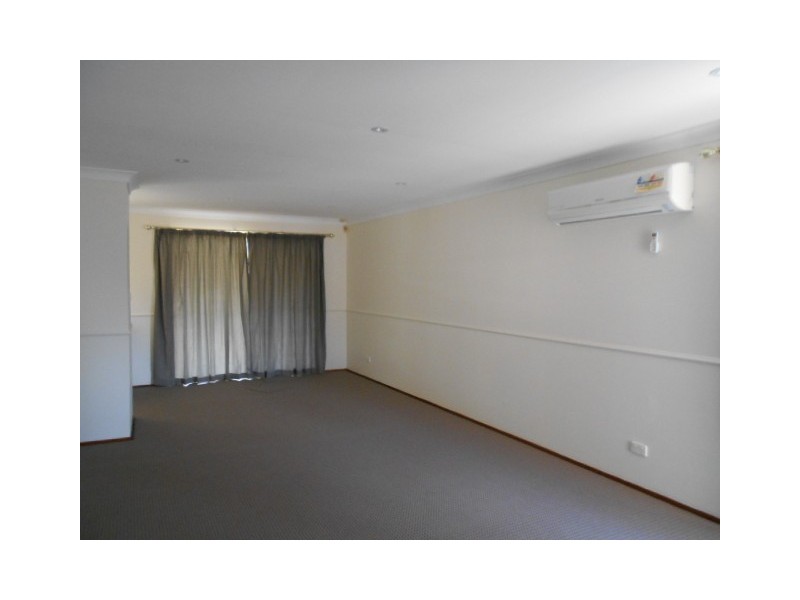 6 Ripley Place, Hassall Grove NSW 2761