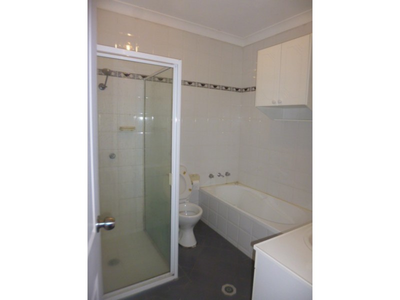 6/217 Dunmore Street, Pendle Hill NSW 2145