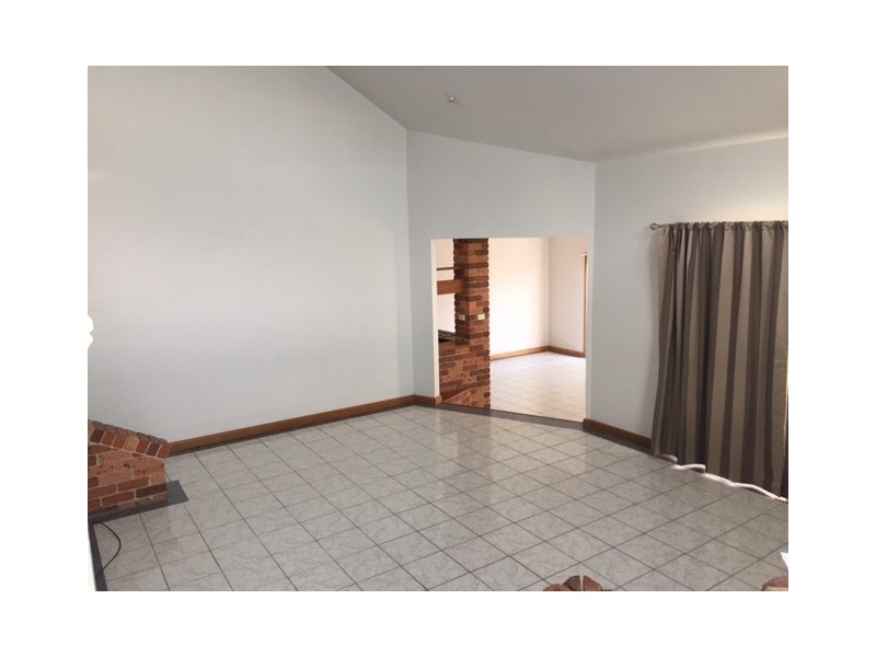 1 Pacific Road, Erskine Park NSW 2759