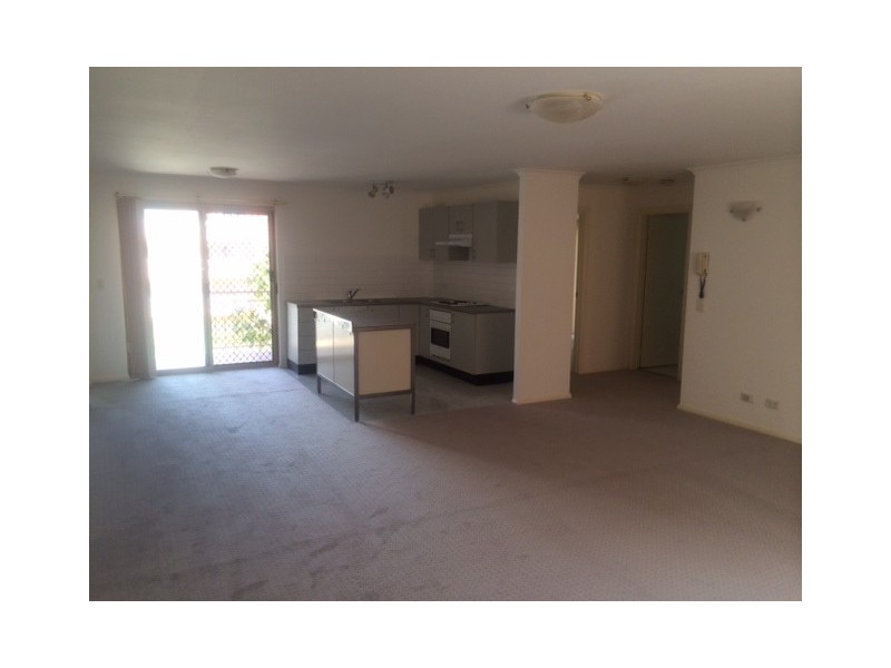 8/25-27 Fourth Avenue, Blacktown NSW 2148