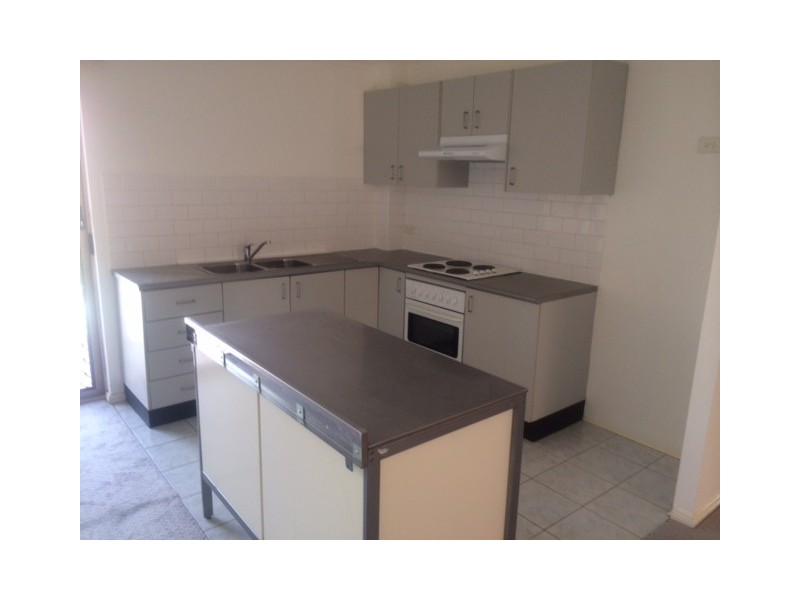 8/25-27 Fourth Avenue, Blacktown NSW 2148