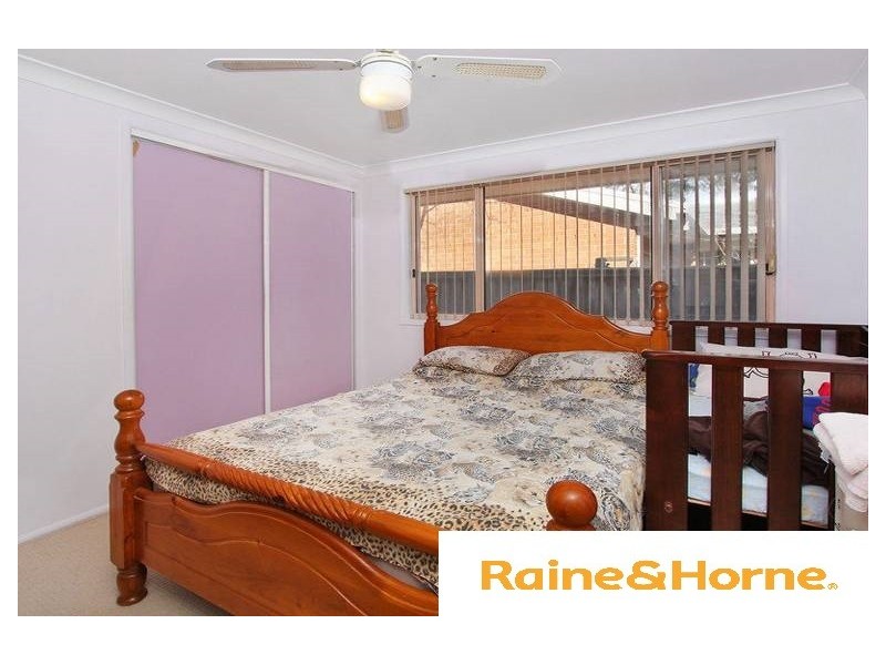 60 Kenneth Crescent, Dean Park NSW 2761