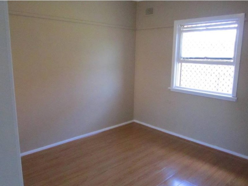 33 Reservoir Road, Blacktown NSW 2148