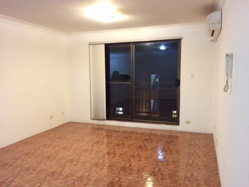 11/25 Mantaka Street, Blacktown NSW 2148