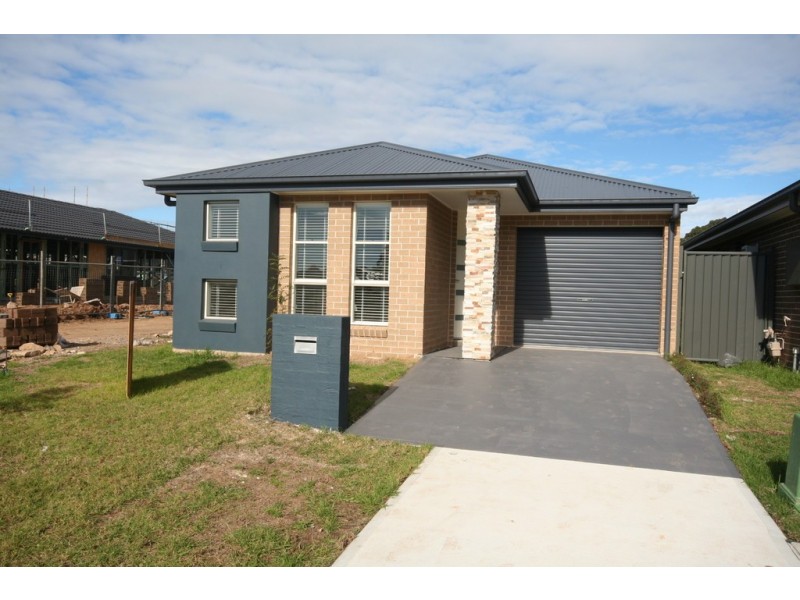 19 Daylesford Close, Ropes Crossing NSW 2760