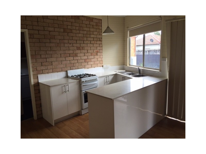 Flat 1/6 School Parade, Doonside NSW 2767