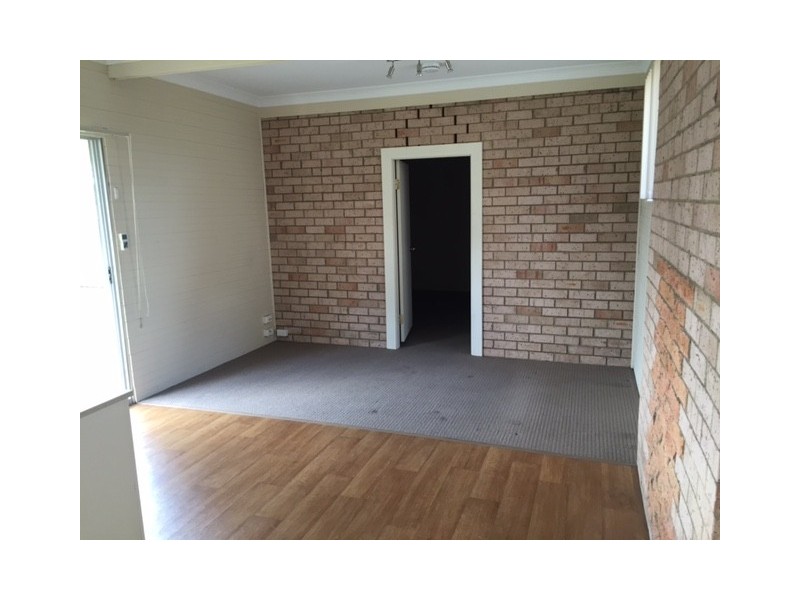 Flat 1/6 School Parade, Doonside NSW 2767